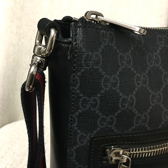 Authentic Gucci unisex crossbody bag black monogram coated canvas - Picture 10 of 16